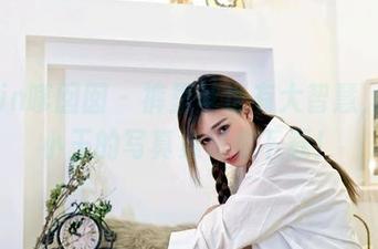 Feilin嗲囡囡 - 裤里丝也有大智慧，西门小玉的写真集等你下载！