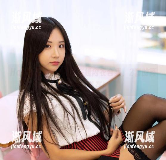 Habin夏彬(하빈)的在线内衣合集，2套的简约与魅惑并存！