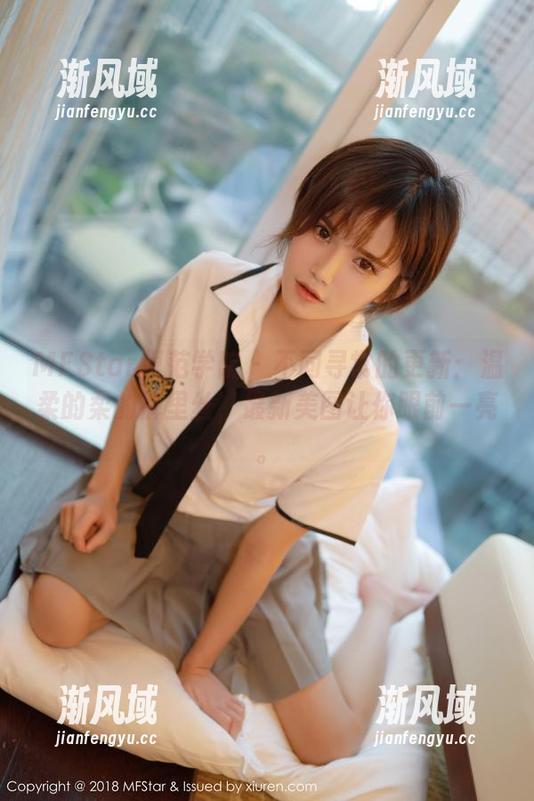 MFStar模范学院 - 不同寻常的更新：温柔的柔的裤里丝，最新美图让你眼前一亮。