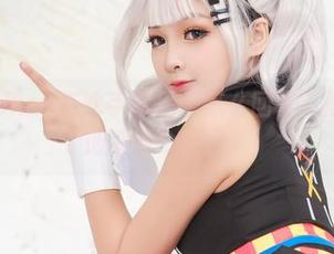 MiMi Chan在水手服里是怎么回事？原图和图册像两个宇宙。