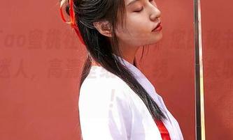 MiiTao蜜桃社 - 木奈奈，您的秘书又漂亮又迷人，高清壁纸已上线，快来收藏吧！