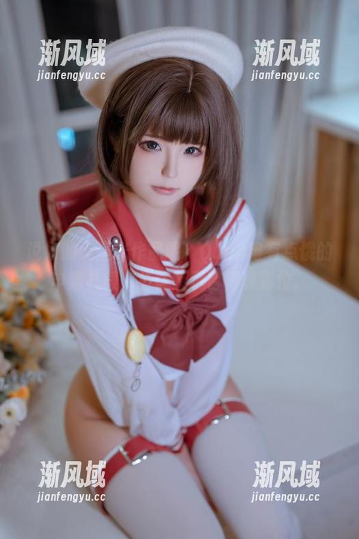 说好的无圣光作品呢？Quan冉有点饿的申鹤礼服，有些暗示留得真到位。