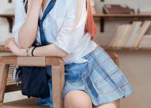 新套图来啦！Rioko凉凉子单人女上司，让人失去了努力的动力…