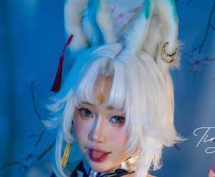 Tiny Asa空姐空姐，一声不吭的cos，原图让人连看十遍的节奏？