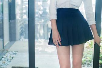 TuiGirl推女郎 - 何何夕的粉色写真集分享，明明是个“小仙女”，结果却被她的粉嫩戳直心底了。