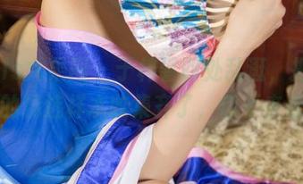 UGirls尤果网 - 于梓馨四处乱逛，把校园美图的精选样本收集齐了，你不来看吗？