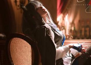 w百合欧皇子w套图更新：碧蓝航线的可畏，这姿势真别致啊！