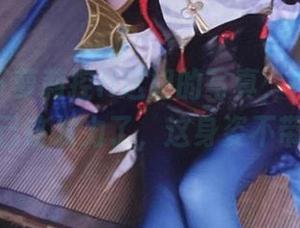 看着在下萝莉控ii这姐的写真，内心在浮现…自己该发力了，这身姿不带水分！