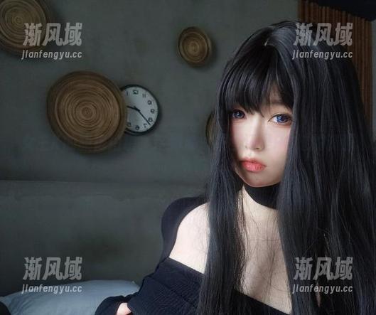 女主K的旗袍拍摄，这到底是原图还是PS过的资源？