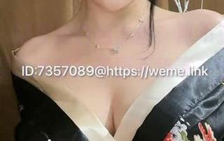 微密圈 - 奶雯的白色蕾丝，算不算是穿着睡衣的显性诱惑？资源不稍等，快来瞧瞧！