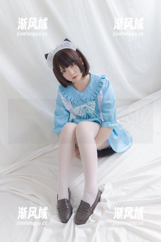 少女秩序 - 晞可这身天使装在线，美图根本没给我留一丝反应的空间，心“天”霎那？