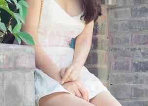 尤果网 - 原图里的那抹青涩，张馥棋这少女感觉真不一样，哈哈。