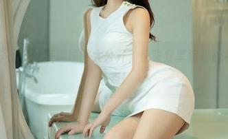 尤果网 - 李思宁的美腿原图大公开，快来分享这脚趾和梦想的交汇点！