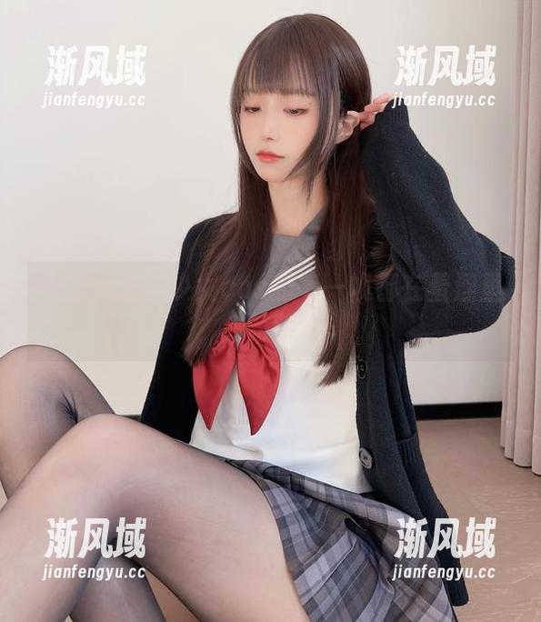 布丁大法 布丁大法:少女cos的每一帧都在羞涩里游荡