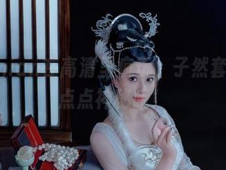 年年Nnian在高清里疯玩，子然套图透出点点神秘哦！