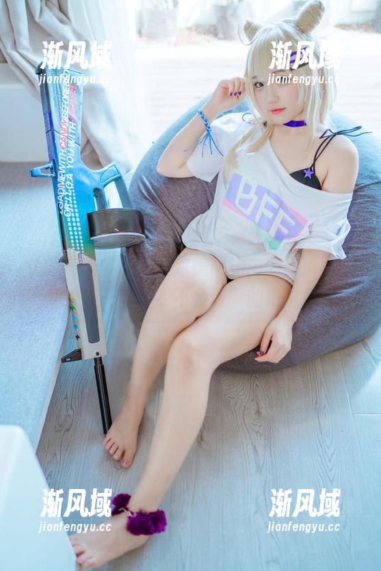 弥美Mime 这的确是个瑜伽,弥美Mime的高清写真集给我一种“我不会做”的绝望感。