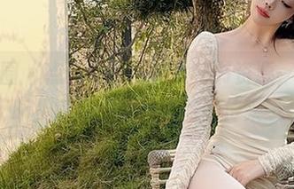 微密圈 - 点开徐莉芝的女秘书资源，仿佛听见键盘的敲击声隐隐传来…