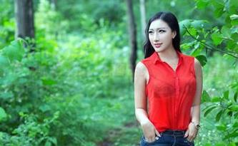 推女郎 - 杨伊在眼镜之后：原图合集，意外的清新，来试试？