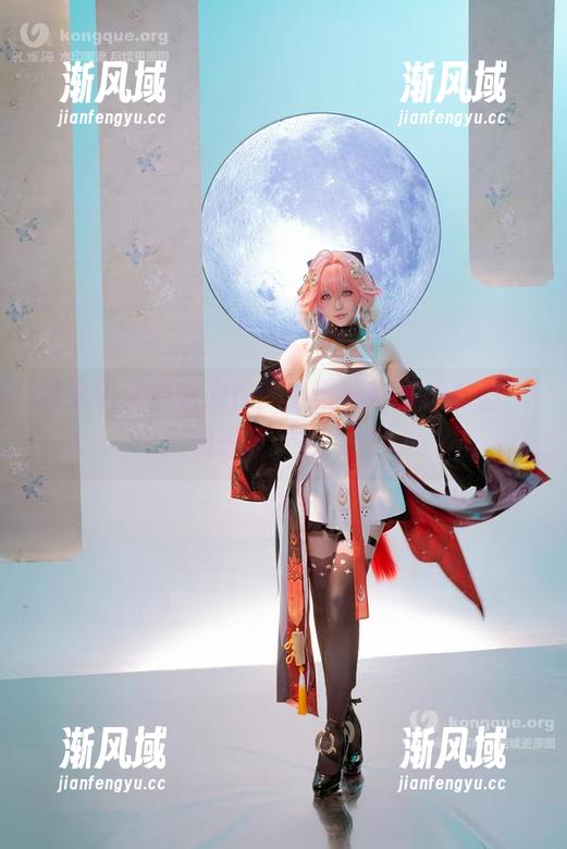 星之迟迟最新力作：小栗帽赛马娘套图，再创圣诞‘腿’史！