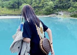 微密圈 - 随意走一圈：林子琳喵海边精选小心机