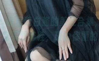 爱蜜社 - 私房萌白酱的美足合集，看完我决定买双拖鞋，理由你懂的！