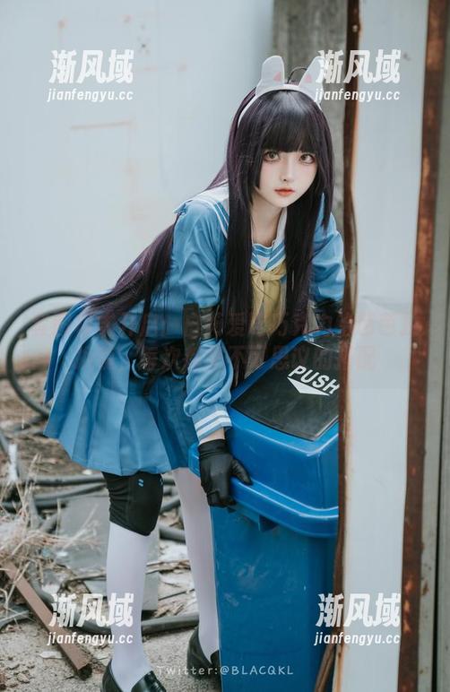 套图模式开启：白莉爱吃巧克力给芭芭拉换装，每次都是不可思议的搭配