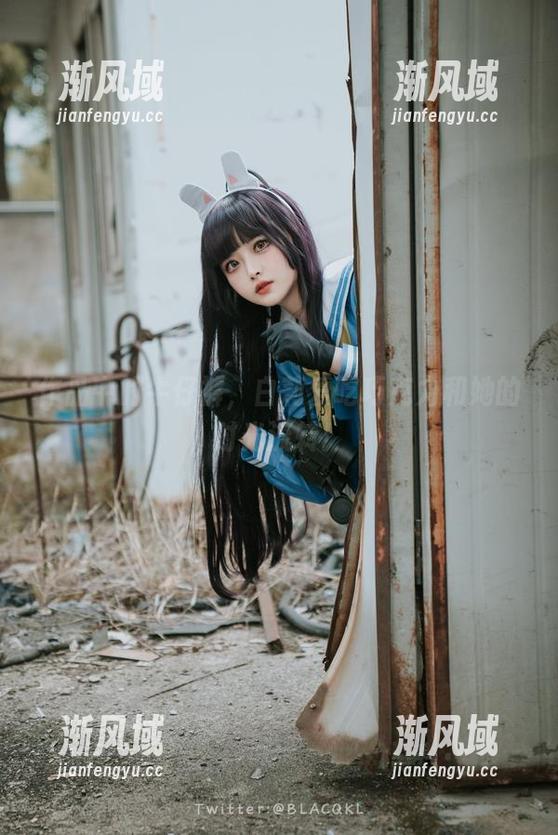 作品中的牛仔裤，白莉爱吃巧克力和她的时光流转！