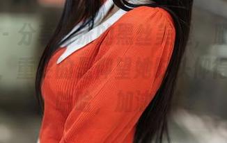 秀人网 - 分享言沫的黑丝美腿，腿的长度不重要，重要的是仰望她时头仰得有多高，哈哈，加油吧！