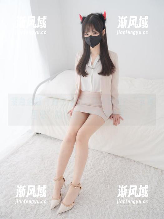 紧急企划 - 是在海边还是在梦里？“五更百鬼”的作品让你分不清了。