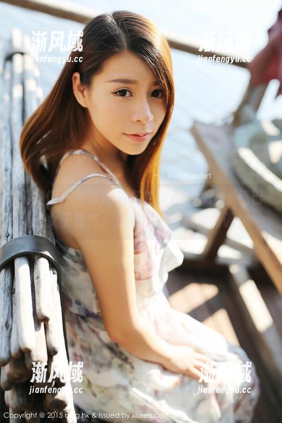 美媛馆 - 全套照片在此，Angela小热巴的女王霸气，果然比平时还要高调。