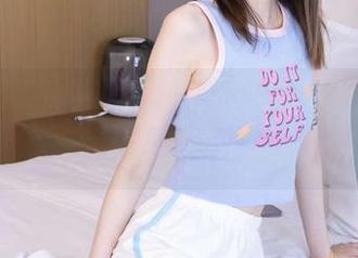 袜啵啵 - 三双皮鞋—小甜豆跟我们说，这年头连鞋子都有情感了？