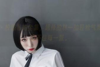 微密圈 - 校服私拍全集，超辣的林一的轻松气质真让人忍不住每一张。