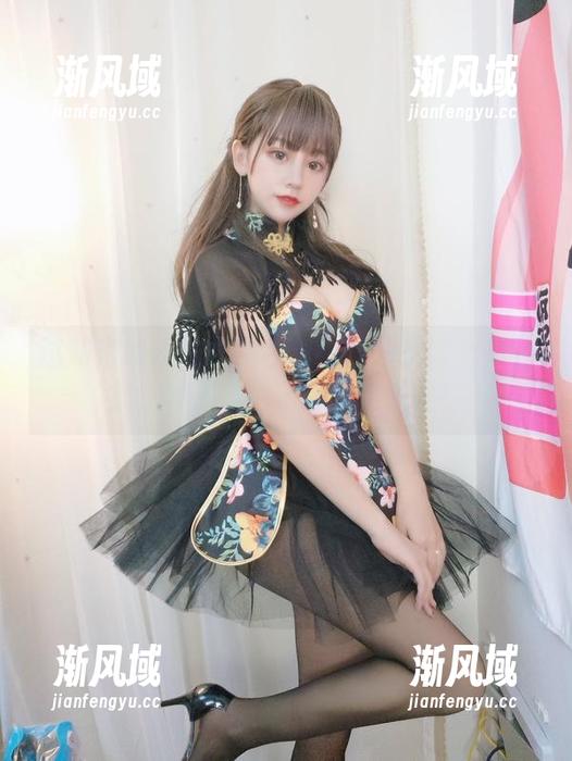 过期米线线喵的黑色旗袍：分享这个作品集，难道是为了给我灵感吗！